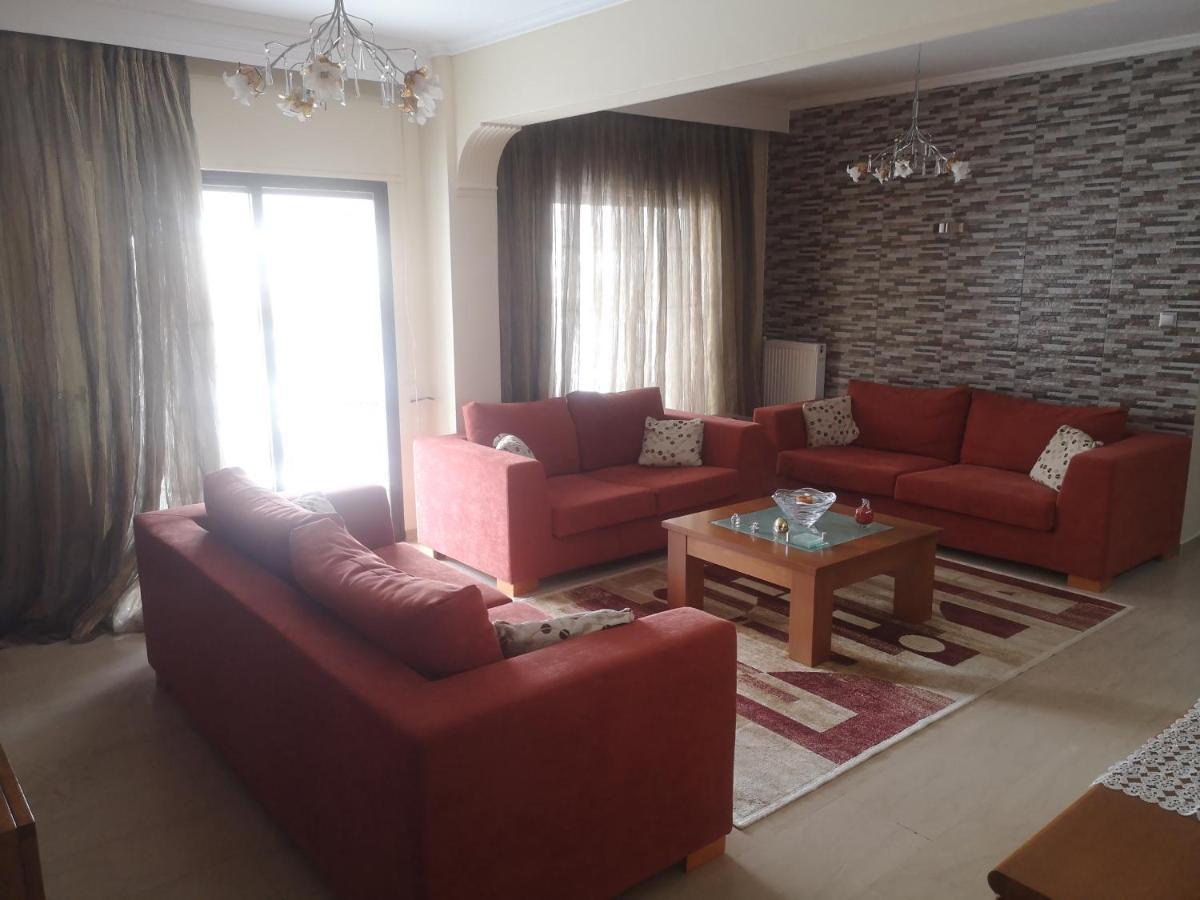 Comfortable Apartment In Kato Toumpa テッサロニキ エクステリア 写真